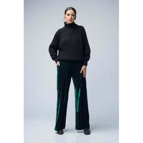 Pantaloni din catifea largi